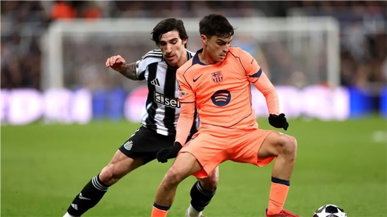 قائمة القنوات الناقلة لمواجهة برشلونة ونيوكاسل الليلة وترددات البث المتاحة للمشاهدين